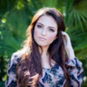 Meet your Posher, Ariana